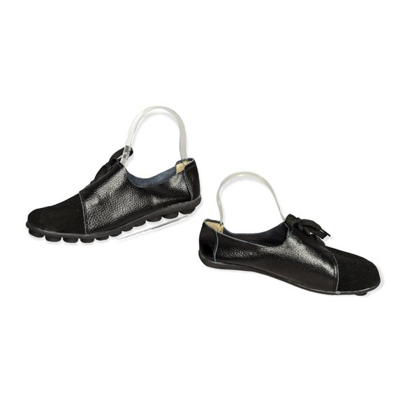 Women's Black Leather Off Set Breathable Lightweight Shoes Size 37/ US Size 6.5 - Picture 8 of 11